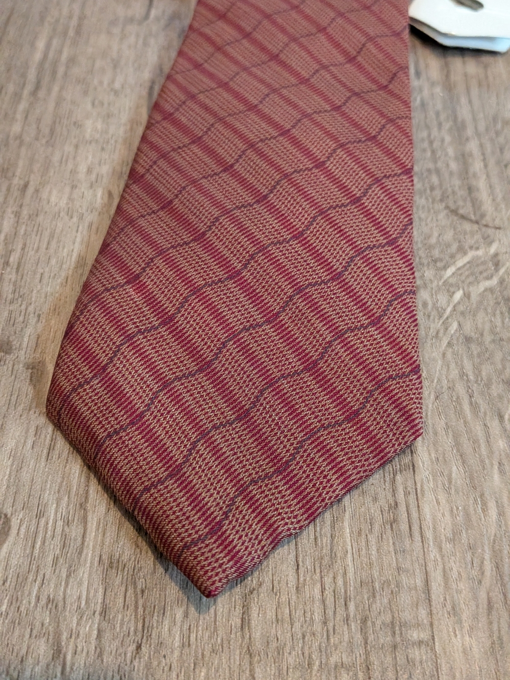 Vintage Yves Saint Laurent (YSL) 100% Silk Necktie – Luxury Designer